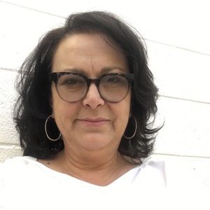 Meet your Posher, Roxanne